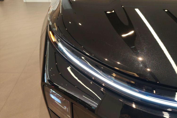 理想汽车 理想L6 2024款 Pro车身外观8