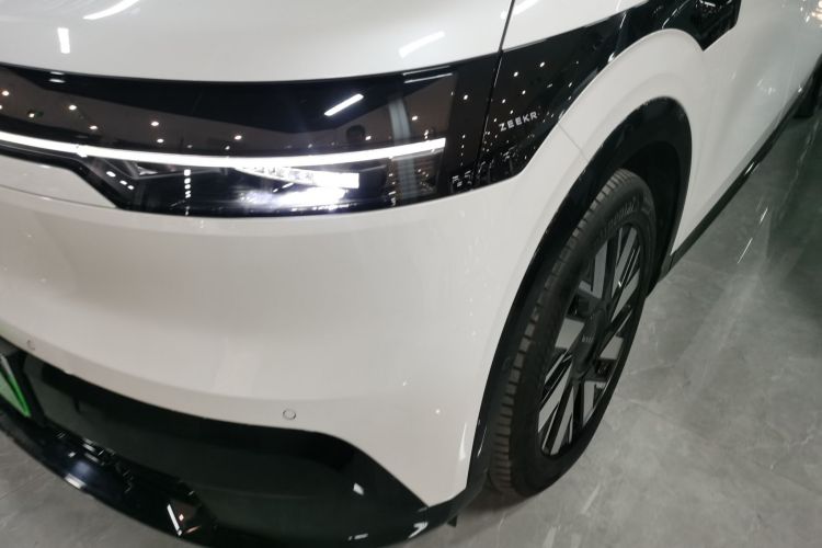 极氪MIX 2025款 长续航智驾版局部细节36