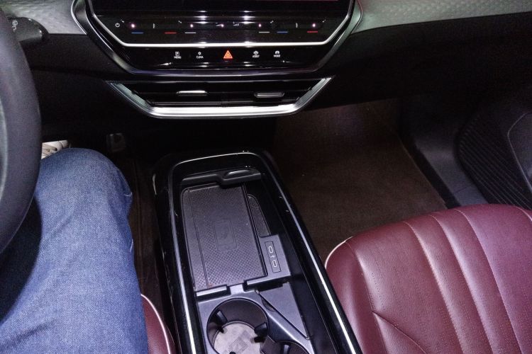 大众 ID.6 X 2022款 极智长续航版中控内饰16