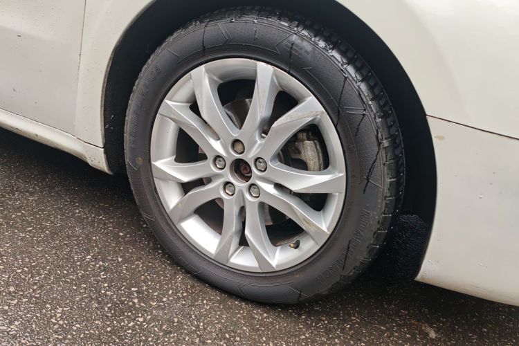 标致508 2013款 2.0L 两周年纪念 自动智享版车身外观6007