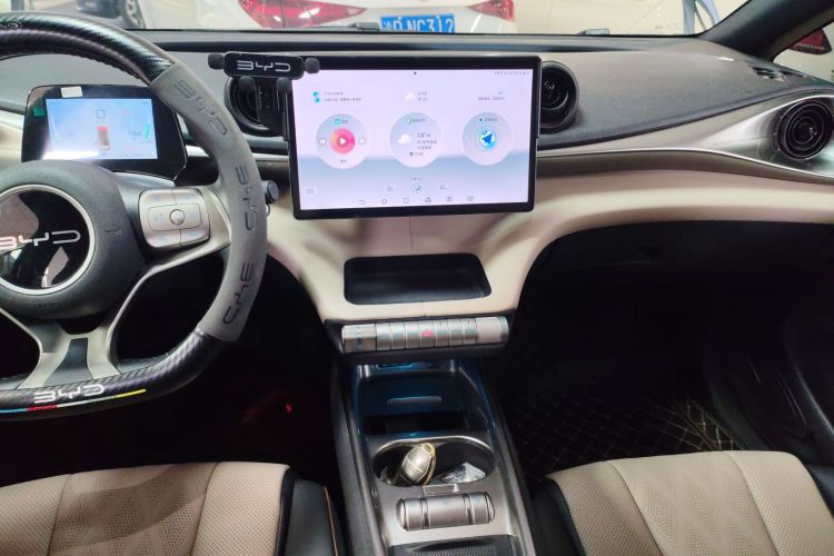 比亚迪 海豚 2023款 420km 时尚版中控内饰16