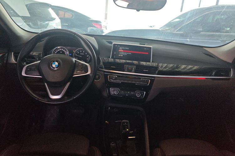 宝马X2 2020款 sDrive20i M越野套装中控内饰12