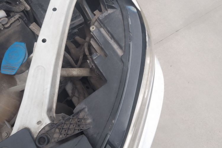 荣威RX5 2016款 20T 两驱自动互联网智享版局部细节9007