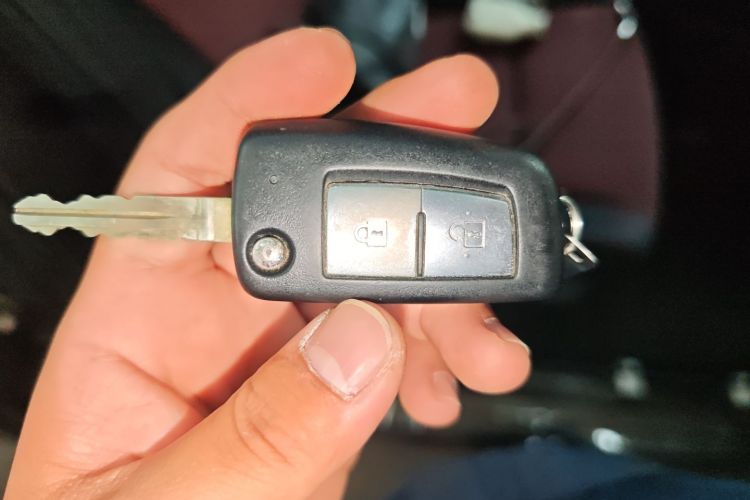 日产 逍客 2016款 2.0L CVT精英版中控内饰7001