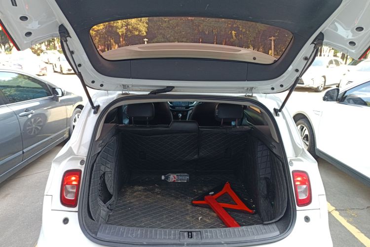 别克 阅朗 2018款 18T 自动精英型局部细节23