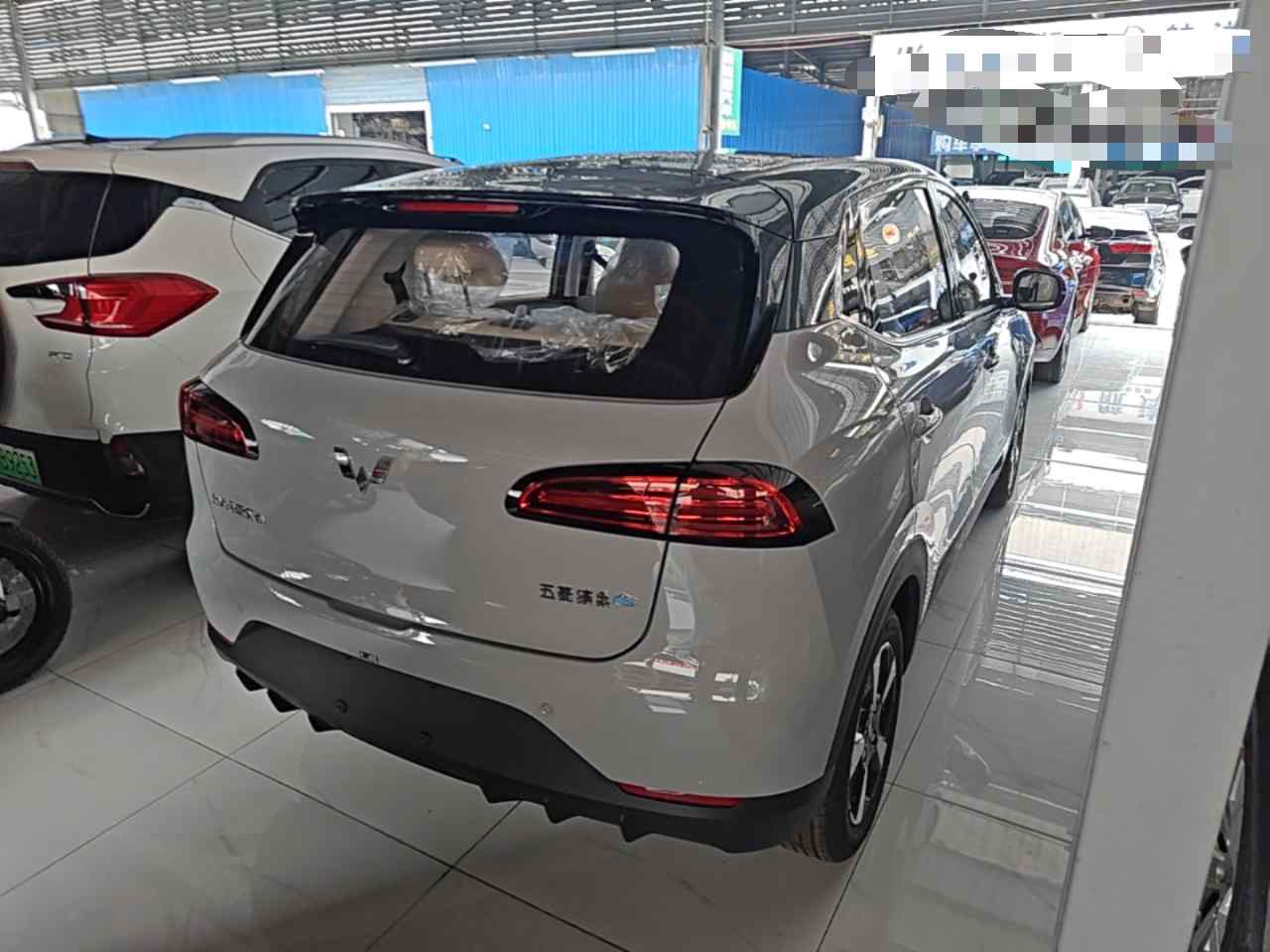 五菱汽车 五菱缤果PLUS 2024款 401km 五座版(4)