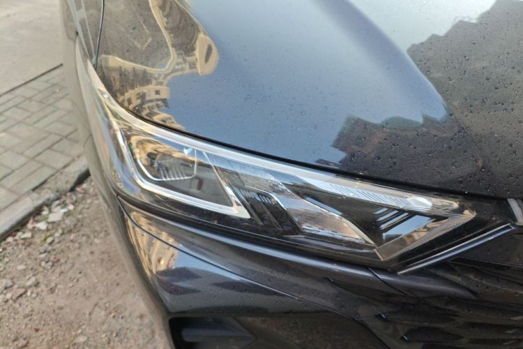 东风风神AX7 2023款 马赫版 1.5T DCT DF41车身外观8