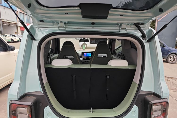 吉利银河 熊猫 2025款 210km 元气熊机舱底盘23