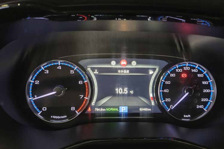 广汽传祺 传祺M8 2018款 320T 尊享版局部细节14