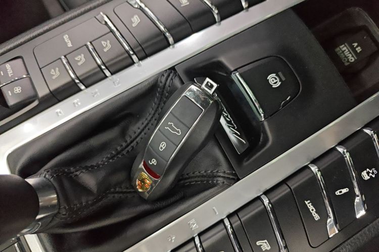 保时捷 2018款 Macan 2.0T中控内饰11