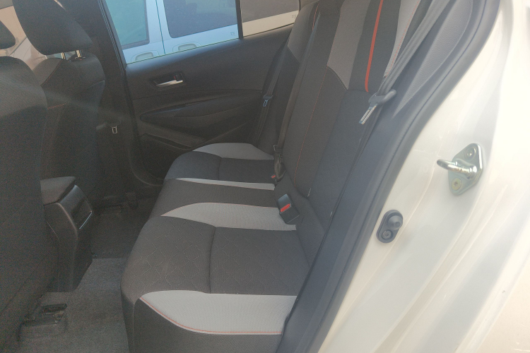 丰田 卡罗拉 2023款 1.2T 先锋版中控内饰21