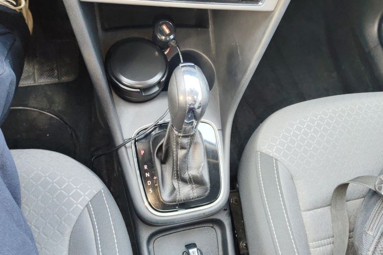 大众 2014款 1.6L Cross Polo 自动中控内饰18