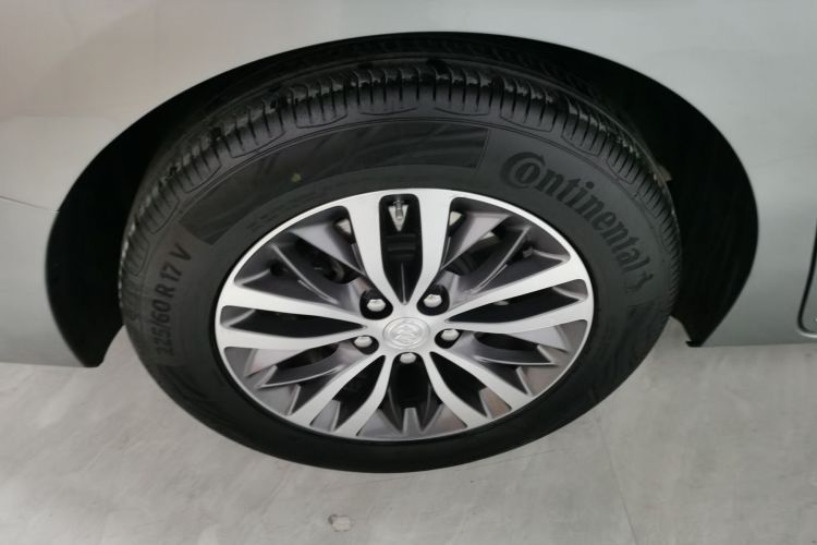 别克GL8 2023款 ES陆尊 舒适型车身外观6008