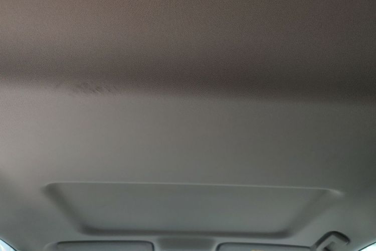 别克GL8 2021款 陆上公务舱 652T 舒适型中控内饰22