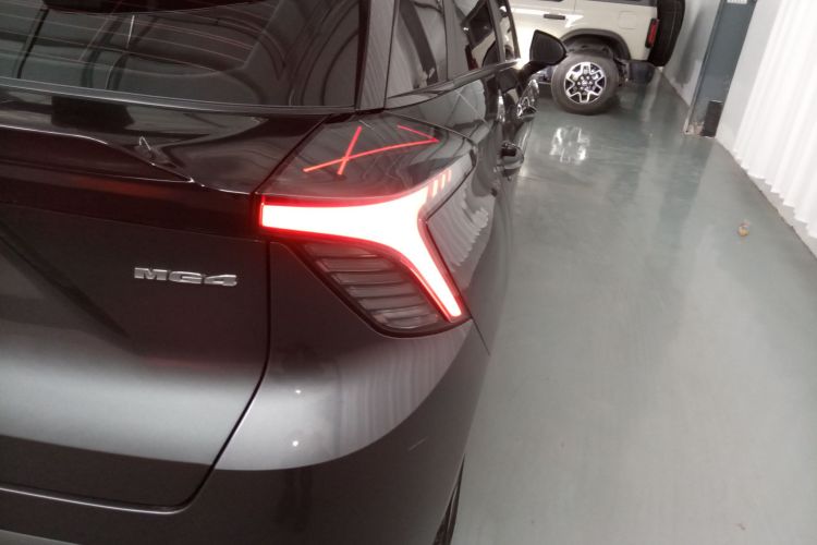名爵 MG4 EV 2023款 415km 出海冠军版车身外观9