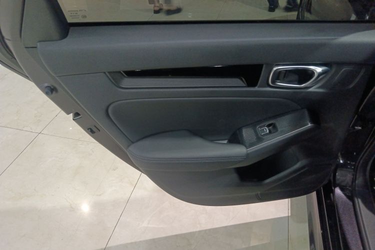 本田 型格 2022款 240TURBO CVT豪华版中控内饰7008