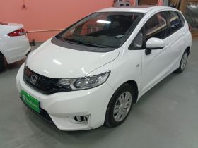 本田 飞度 2016款 1.5L LXS CVT舒适天窗版