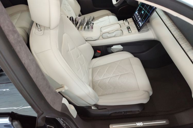 蔚来ET7 2024款 75kWh 行政版局部细节41