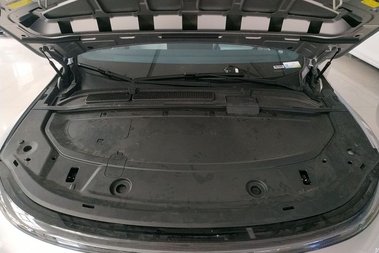 小鹏G6 2025款 625 长续航 Max 科技版机舱底盘24