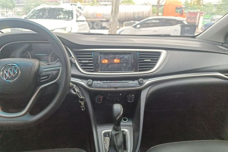 别克 英朗 2021款 改款 典范 1.5L 自动精英型局部细节16