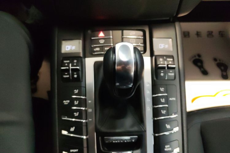 保时捷 2016款 Macan S 3.0T中控内饰18