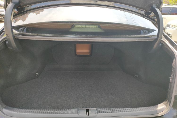 雷克萨斯ES 2016款 200 Midnight特别限量版中控内饰23