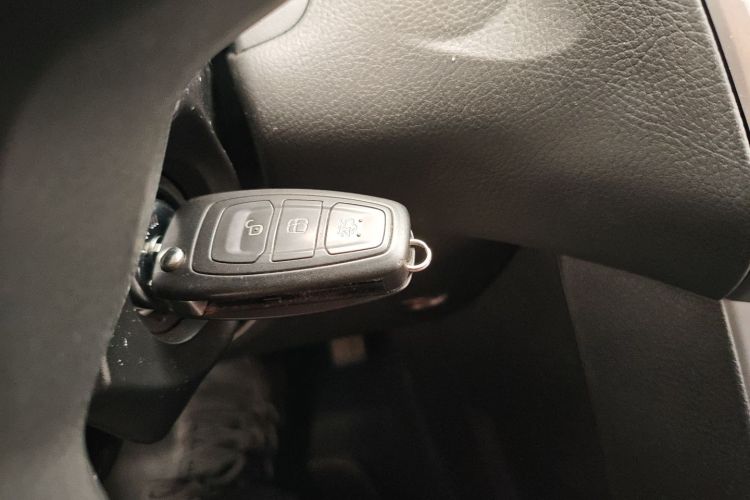 福特 福克斯 2012款 两厢 1.6L 自动舒适型中控内饰11