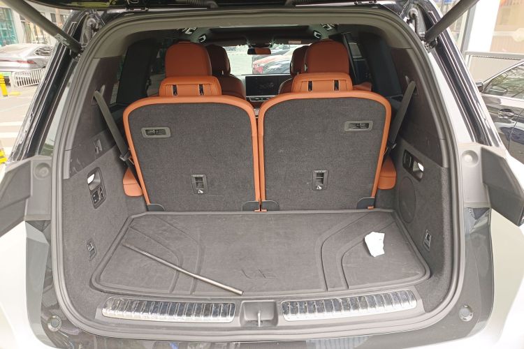 理想汽车 理想L9 2022款 Max机舱底盘23