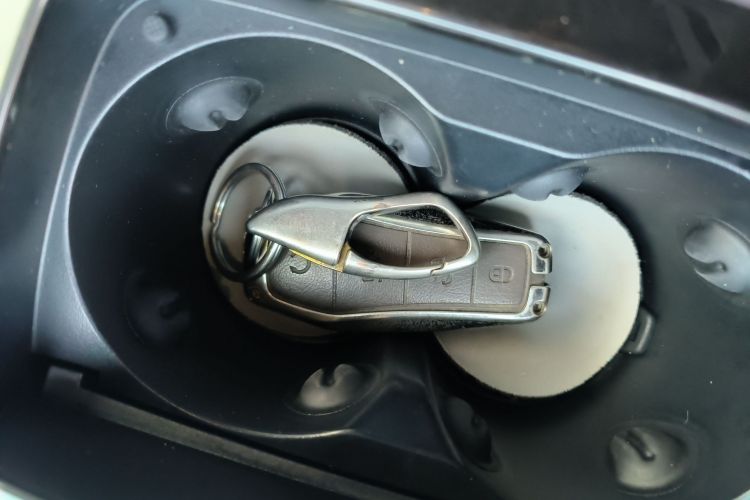 比亚迪 护卫舰07 2023款 DM-i 100KM 尊贵型中控内饰11