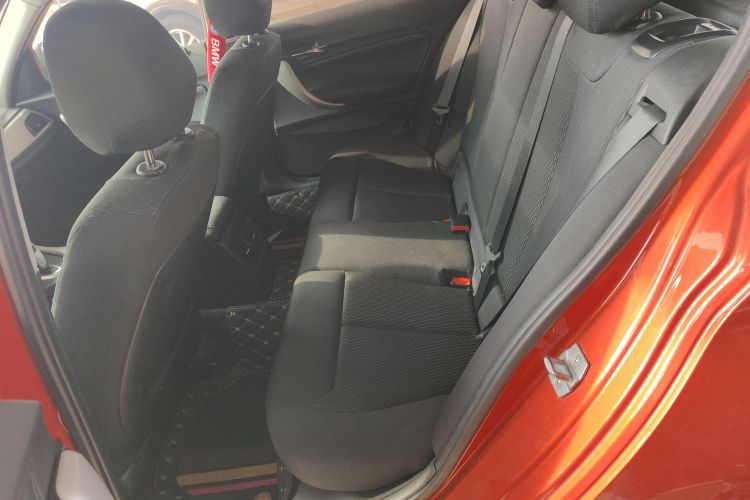 宝马1系(进口) 2013款 改款 118i 领先型中控内饰7004