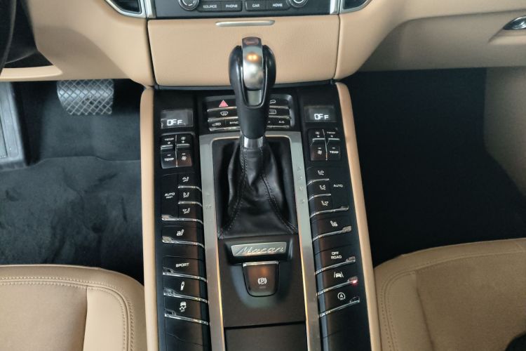 保时捷 2017款  Macan 2.0T局部细节18