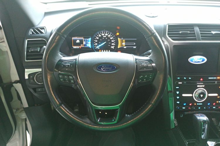 福特 探险者(进口) 2016款 2.3T 精英版局部细节13