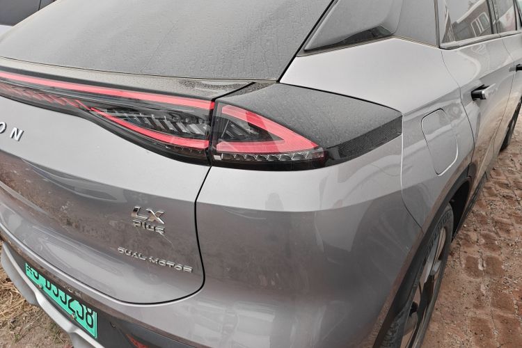 埃安 AION LX 2022款 Plus 80D 旗舰版车身外观6006