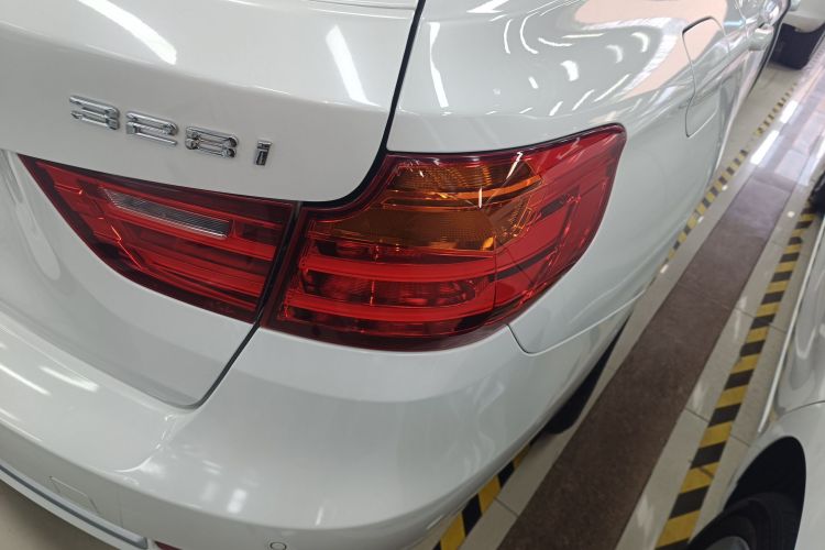 宝马3系GT 2013款 328i 风尚设计套装车身外观6006