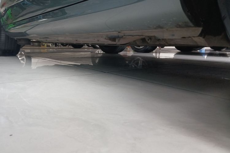 鸿蒙智行 问界M5 2022款 增程后驱标准版局部细节9001