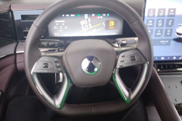 腾势Z9GT 2024款 1100四驱Ultra版中控内饰13