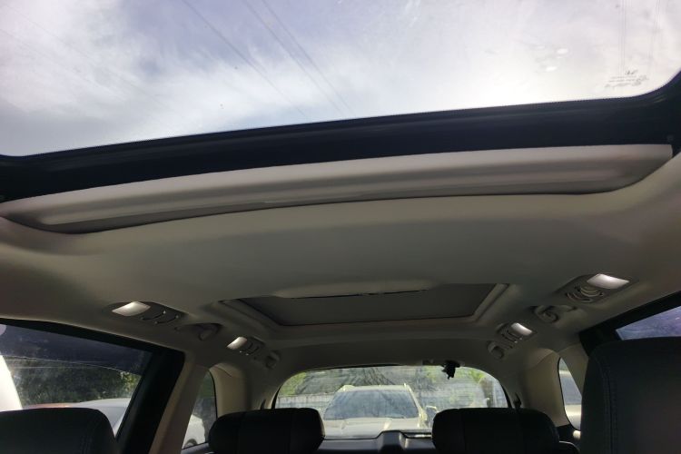 本田 艾力绅 2022款 2.0L e:HEV 豪华版局部细节22