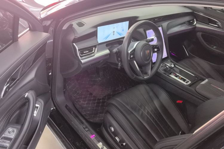 红旗H5 2024款 2.0T 自动智联旗畅版中控内饰20