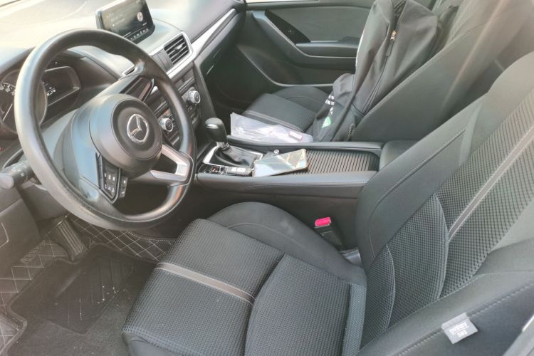 马自达3 昂克赛拉 2019款 云控版 三厢 1.5L 自动豪华型 国VI中控内饰19