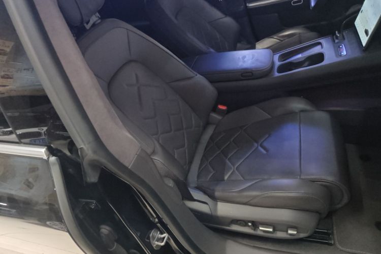 蔚来ET7 2022款 100kWh 首发版局部细节41