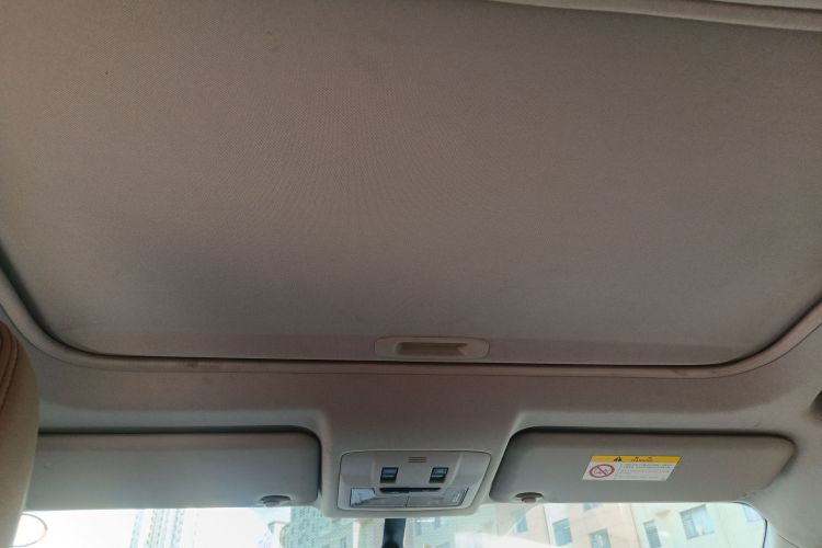 丰田 RAV4荣放 2013款 2.0L CVT四驱新锐版局部细节22