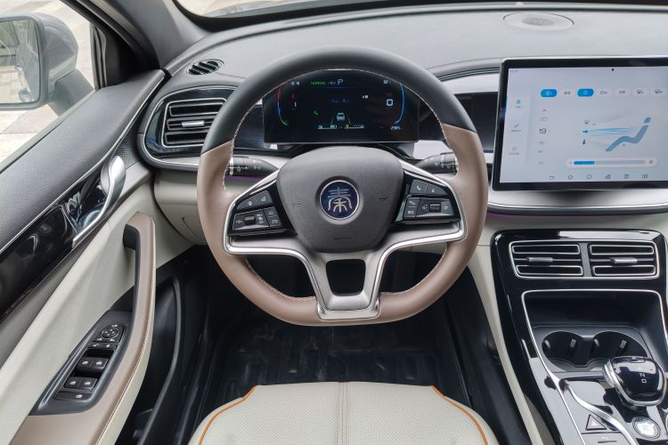 比亚迪 秦PLUS 2023款 冠军版 DM-i 120KM卓越型局部细节13