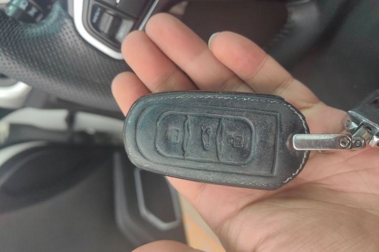 吉利汽车 远景X3 2017款 1.5L 自动尊贵型中控内饰11