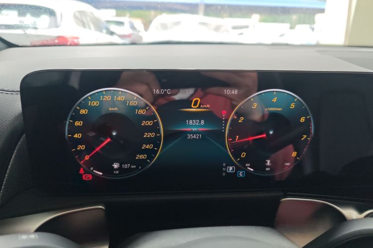 奔驰GLB 2020款 GLB 180 时尚型局部细节14