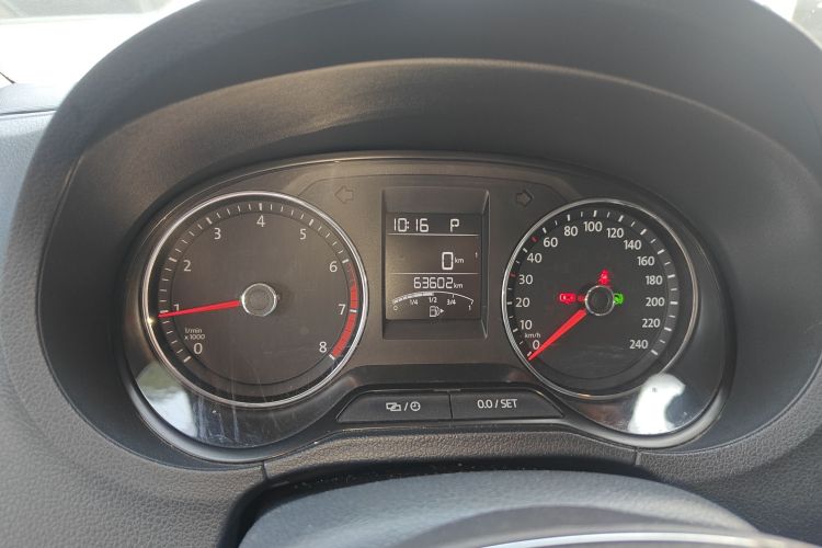 大众 Polo 2016款 1.6L 自动舒适型中控内饰14