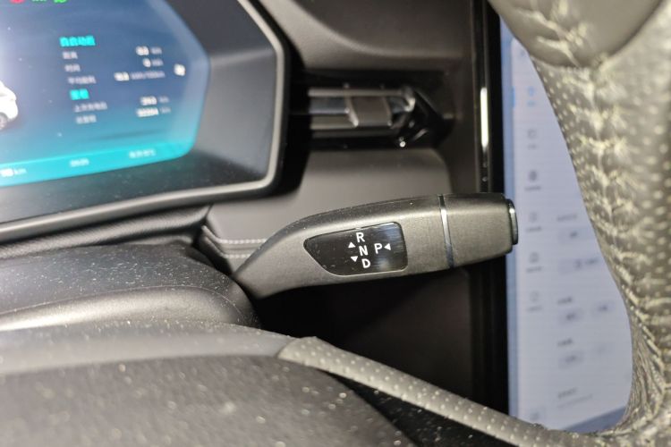 小鹏G3 2021款 G3i 460N中控内饰18