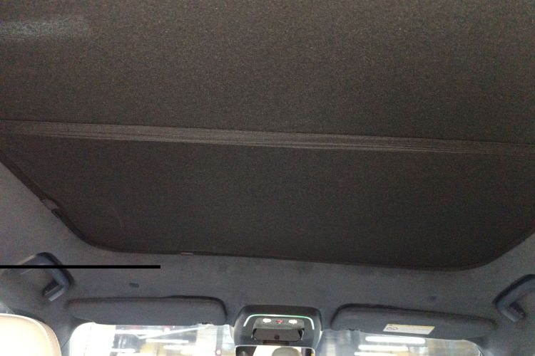 极氪001 2022款 超长续航双电机 YOU版中控内饰22