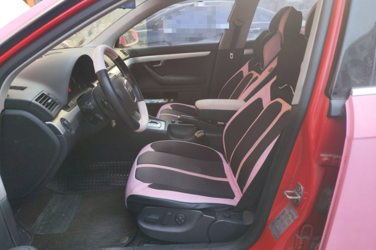 奥迪A4 2008款 2.0T 个性风格版中控内饰19