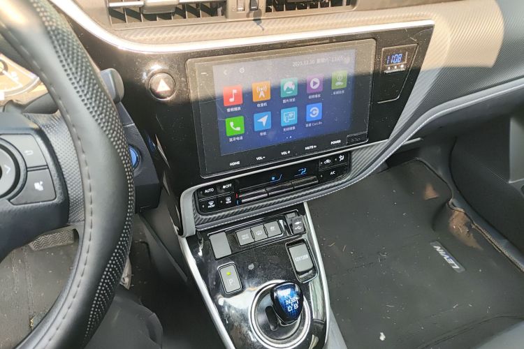 丰田 雷凌双擎E+ 2019款 1.8PH GS E-CVT精英天窗版中控内饰16