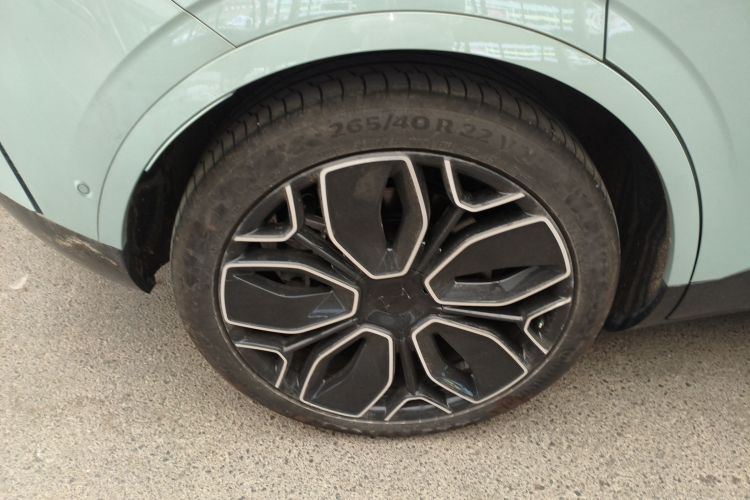 阿维塔11 2022款 长续航双电机版 5座车身外观6008